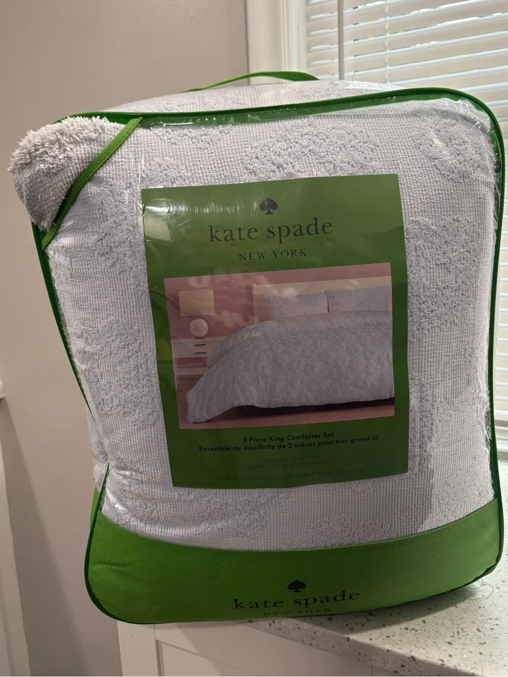 NEW Kate Spade Pop Floral in Light Morning Glory 3 piece King Comforter Set